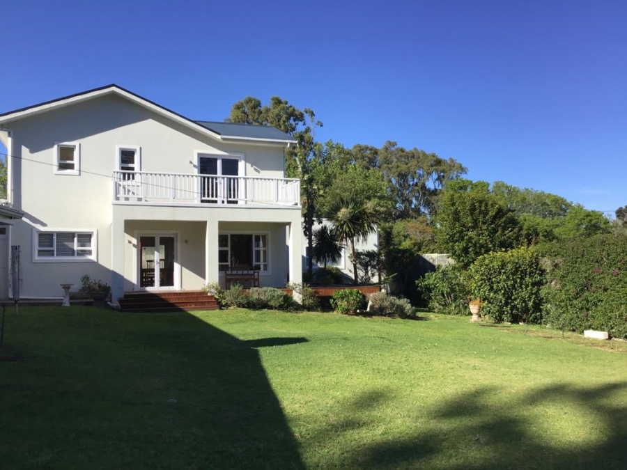 To Let 3 Bedroom Property for Rent in Constantia Vale Western Cape